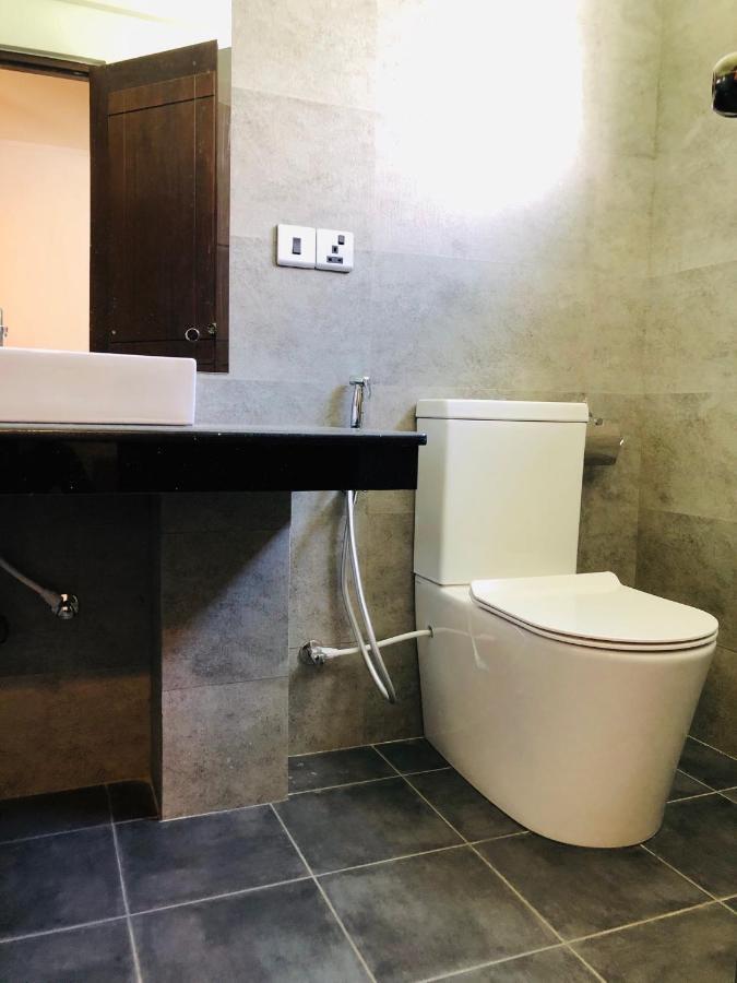 Bony'S Holiday Inn Νεγκόμπο Εξωτερικό φωτογραφία